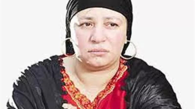 حكاية عدم تكريم عبلة كامل في مهرجان القاهرة السينمائي