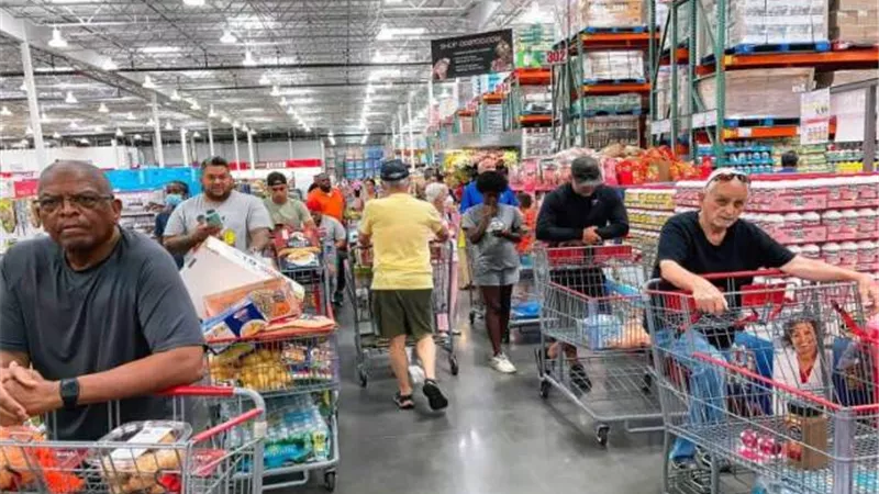 استطلاع: 24% فقط يرون أن الظروف الاقتصادية الأمريكية جيدة