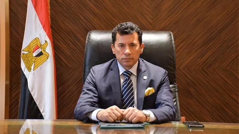 وزير الرياضة يُهنئ سيدات طائرة الزمالك بالتتويج باللقب الإفريقي