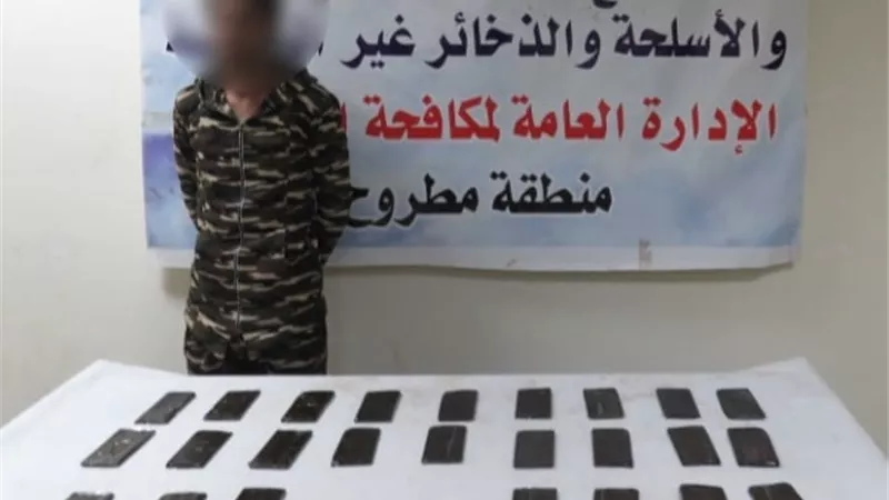 الداخلية تضبط معلمين الكيف من البؤر الإجرامية في المحافظات