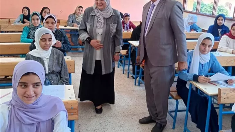 بدء امتحان العلوم لطلاب الإعدادية بمحافظة القاهرة