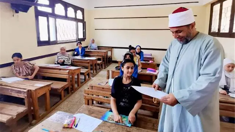 الأزهرية: تلاميذ الشهادة الابتدائية يؤدون امتحانات بهدوء تام
