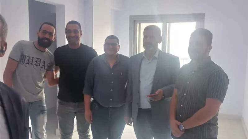 رئيس جهاز مثلث ماسبيرو يتابع عملية تسليم وحدات أبراج الإسكان البديل لمستحقيها
