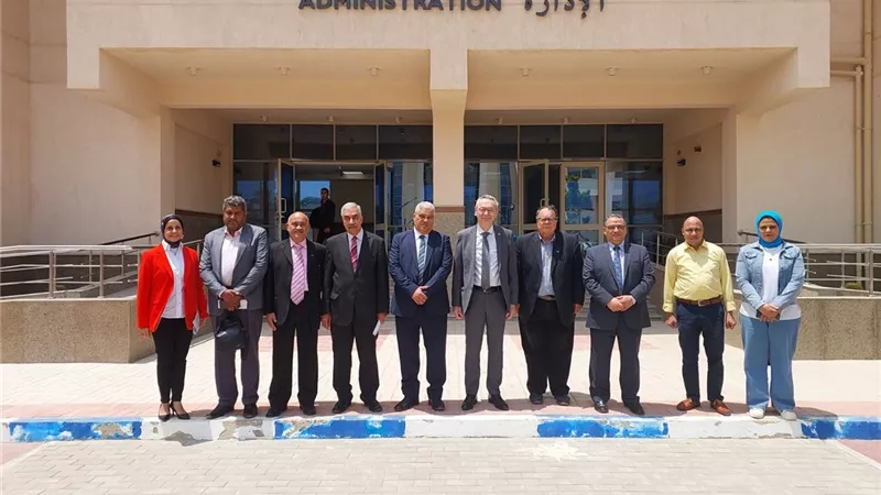 جامعة برج العرب التكنولوجية تستعرض تقرير اجتماع مجلس الجامعة