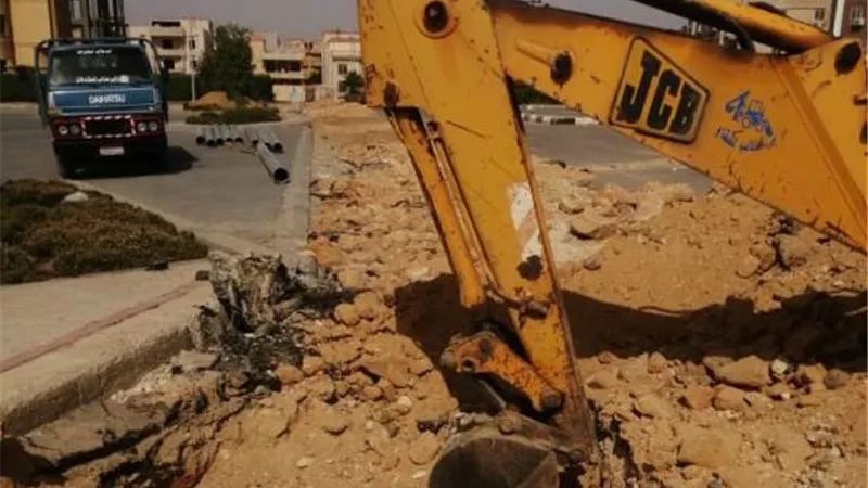 بشرة خير من رئيس جهاز الشروق للمشتركين فى مياه الشرب.. بالصور