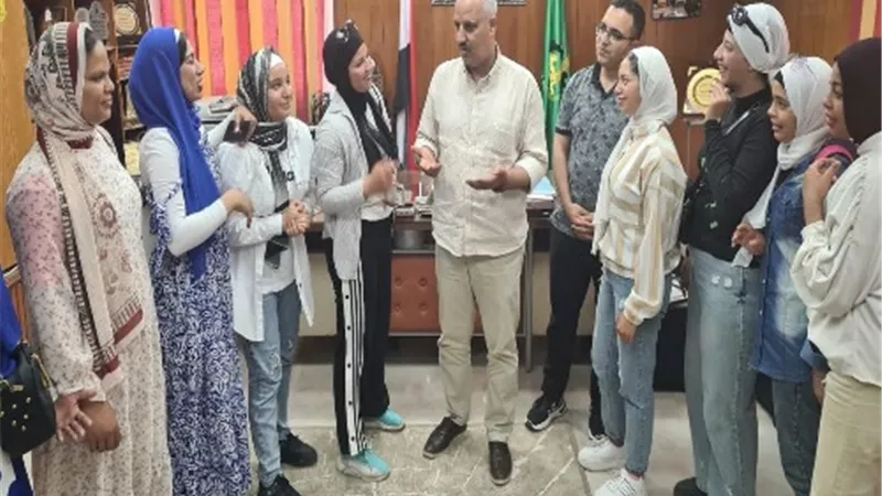 وكيل الشباب والرياضة بالقليوبية يلتقي لاعبات منتخب السلةللصم بنات