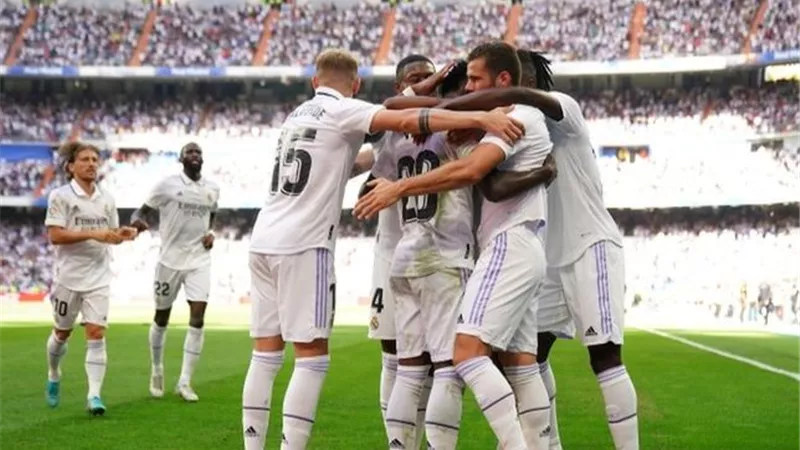 أنشلوتى يعلن قائمة ريال مدريد لمواجهة رايو فاليكانو في 