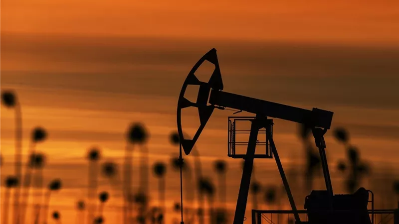 ارتفاع اسعار النفط وسط مخاوف من نقص الإمدادات