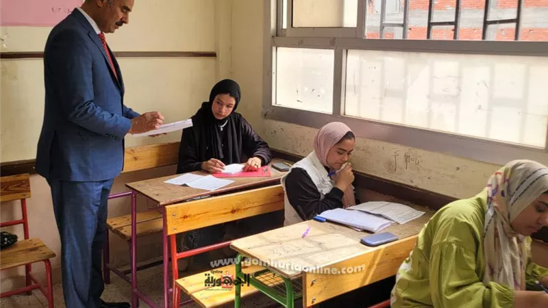 الفولى : محاسبة المتسبب فى وضع أسئلة خارج مواصفات الوزارة