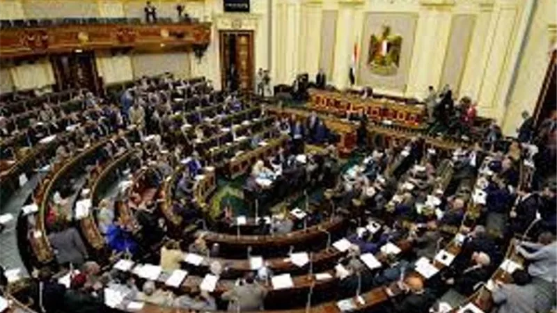 100 جنيه عن كل متر سنويا..البرلمان يقر تعديلات قانون لانهاء أزمة واضعى اليد على املاك الدولة قريبا