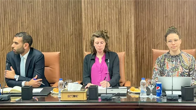 وفد مؤسسة حكومية يزوراقتصادية قناة السويس