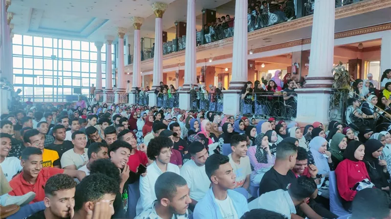 الشعب الجمهوري ينظم مراجعات نهائية لطلاب الثانوية العام بقنا
