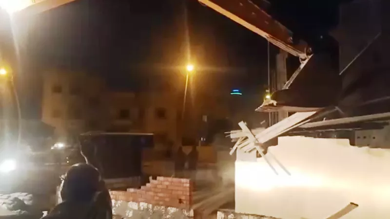 بالفيديو.. إزالة المبانى المخالفة فى مدينة النوبارية الجديدة