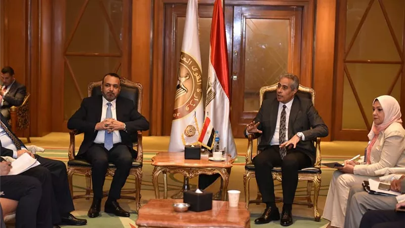 القوى العاملة:حل جذري لأزمة 