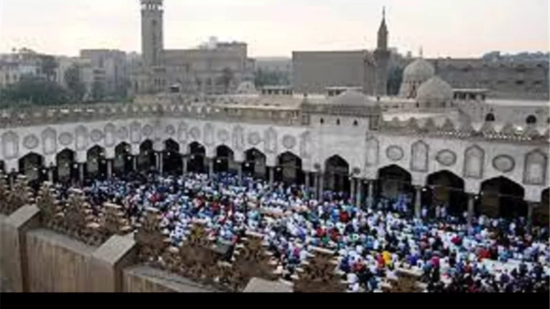 استبشروا الخير _غداً الجمعة تصدح المساجد بالصلاة على النبى ﷺ