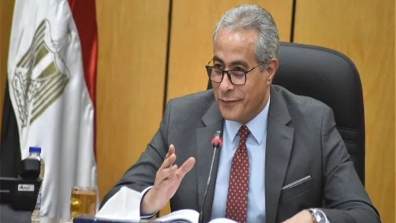وزير القوى العاملة:صندوق الطوارئ حافظ على مسيرة العمل والإنتاج