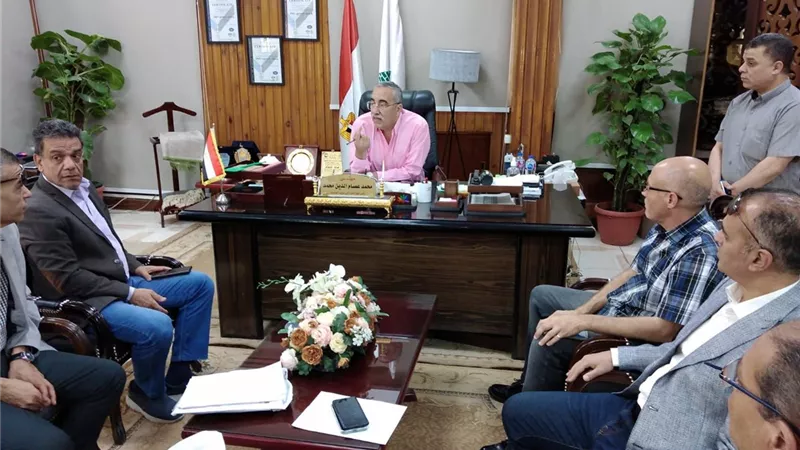تفاصيل اجتماع رئيس جهاز بني سويف الجديدة مع سكان المدينة