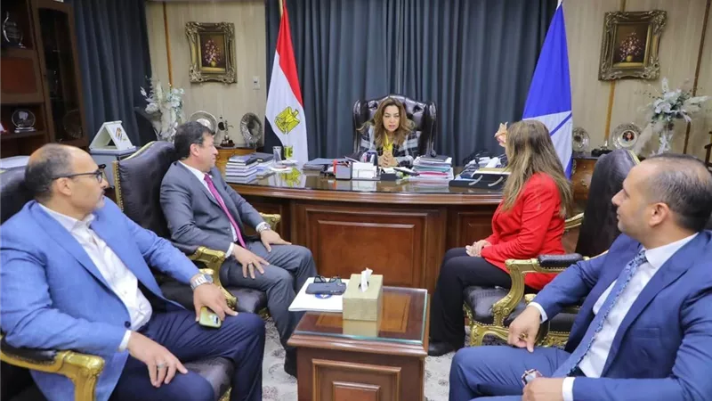 محافظ دمياط تستقبل نائب وزير الإتصالات لشئون التطوير المؤسسي