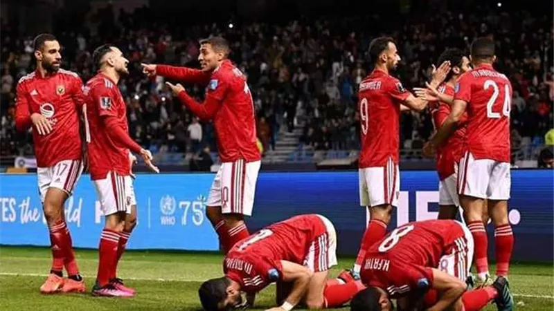 علي مقاعد البدلاء .. أسامة حسن: أنهيت إنتقال ثنائي الأهلي للزمالك