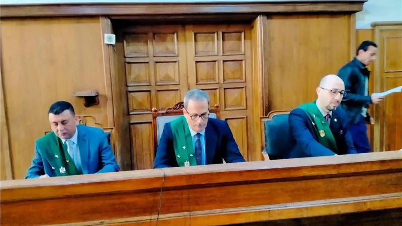 جنايات المنصورة تحيل اوراق زوج لفضيلة المفتي بتهمة قتل زوجته