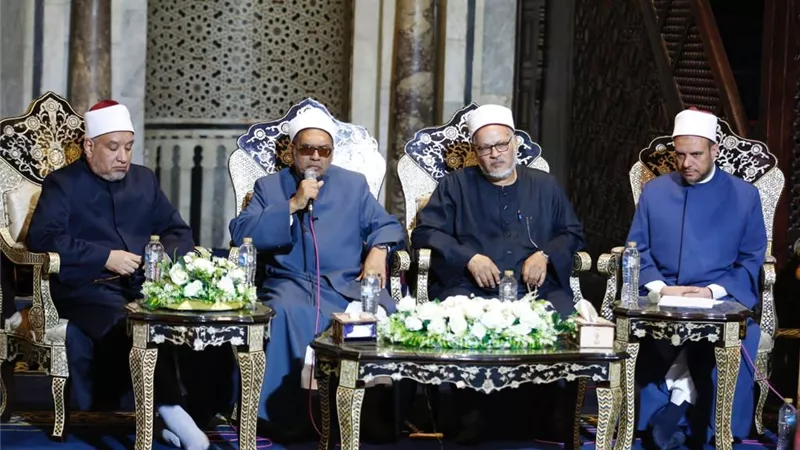 كبار العلماء بالأزهر:الحوار وسيلة فعالة لاتخاذ القرارات السليمة