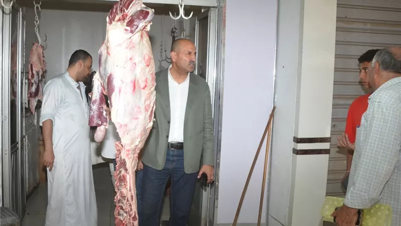 ضبط مخزن لاحتكار السلع والتحفظ على لحوم منتهية الصلاحية