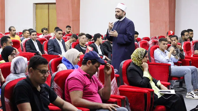 الأزهر للفتوى يعقد ورشًا لشباب الجامعات بالغردقة لاستثمار الوقت