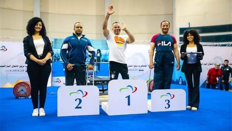 شريف عثمان يحصد الميدالية الذهبية ببطولة الجمهورية لرفع الاثقال