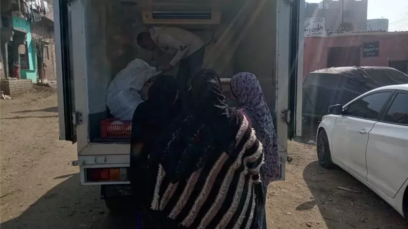 مستقبل وطن المنيا يطلق ٣ قوافل غذائية بالعدوة