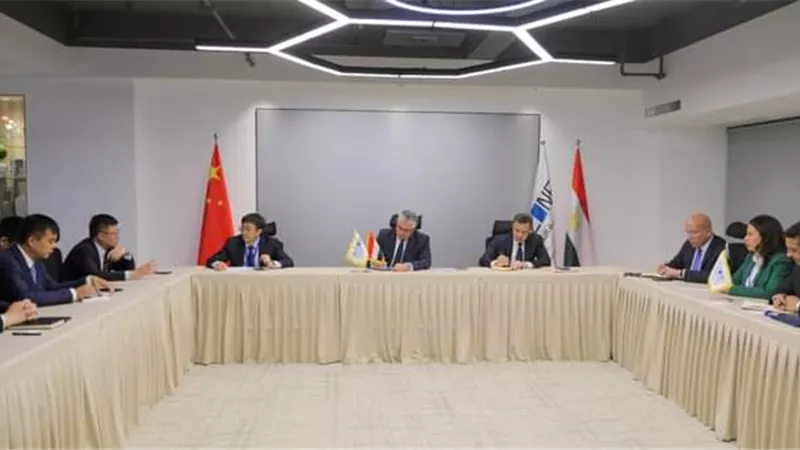 إنشاء مصنع ملابس بالقنطرة غرب باستثمارات 20 مليون دولار