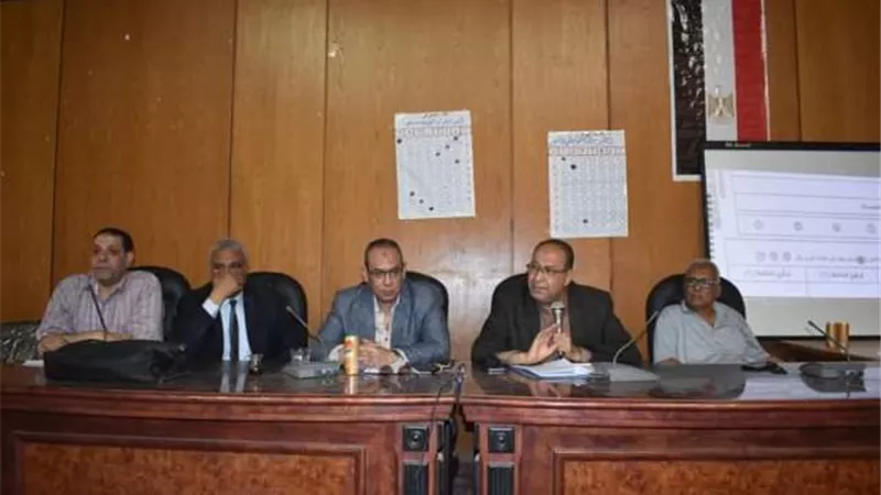 التعليم تشهد لقاء تدريبي لرؤساء لجان امتحانات الثانوية بسوهاج