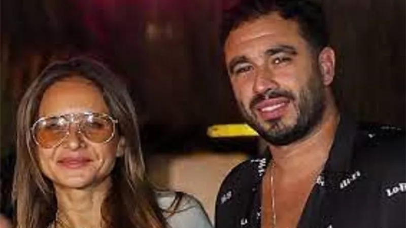 هشام عاشور يكشف عن اعماله المقبلة مع نيللى كريم