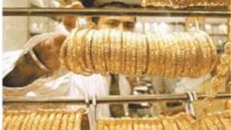 المصريون بالخارج استعدوا بالعودة إلي القاهرة بالسبائك الذهبية