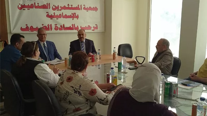 القوى العاملة بالإسماعيلية تعقد لقاء حول تطبيق أحكام قانون العمل