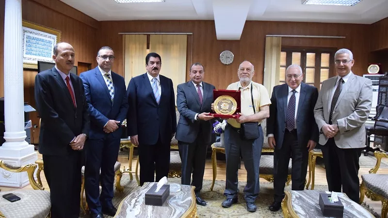 طبيب يتبرع بـ 1.5 مليون جنيه للمستشفى الجامعي ببنى سويف