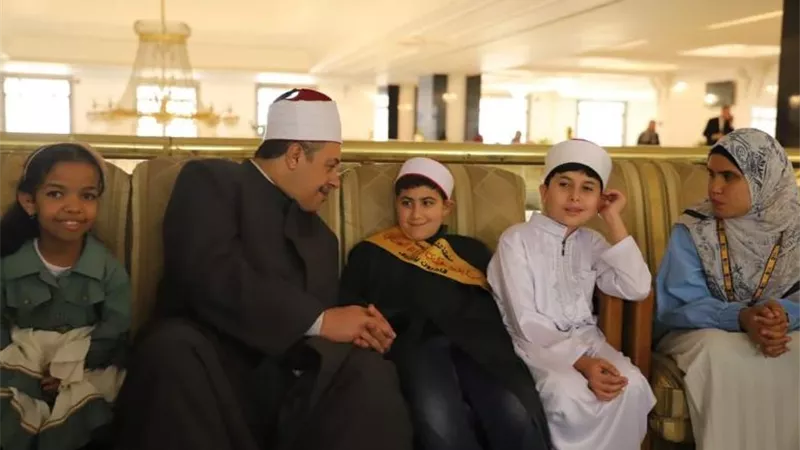 رئيس قطاع المعاهد الأزهرية يدير حوارًا مع أبنائه من ذوي الهمم