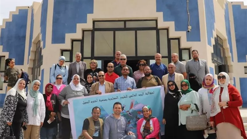 في اشتوم الجميل فقط .. الصياد يحمي الطير