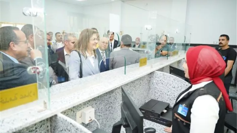 وزيرة التخطيط والتنمية الاقتصادية تفتتح المركز التكنولوجي بديوان عام شمال سيناء