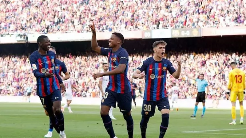 برشلونة يضرب ريال مايوركا بثلاثية نظيفة بالدوري الإسباني