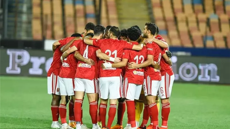 غياب ١١ لاعبًا بالأهلي أمام مباراة سيراميكا بالدوري