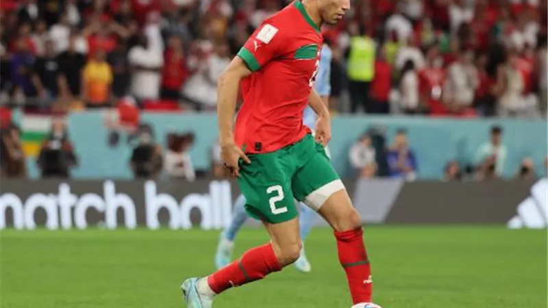 المغربي أشرف حكيمي ضمن التشكيلة المثالية للدوري الفرنسي