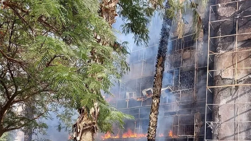 انتداب المعمل الجنائي في حريق مبنى جهاز 15 مايو