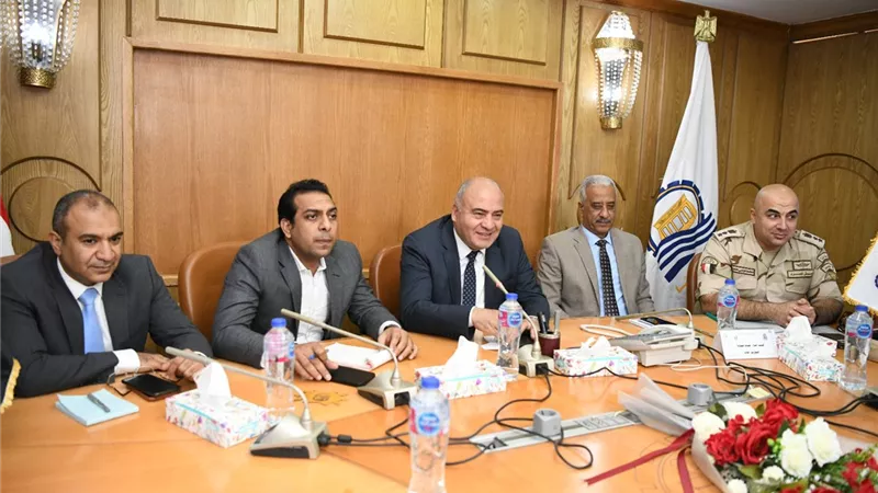 محافظ قنا يتابع إنطلاق المرحلة الثانية من حياة كريمة