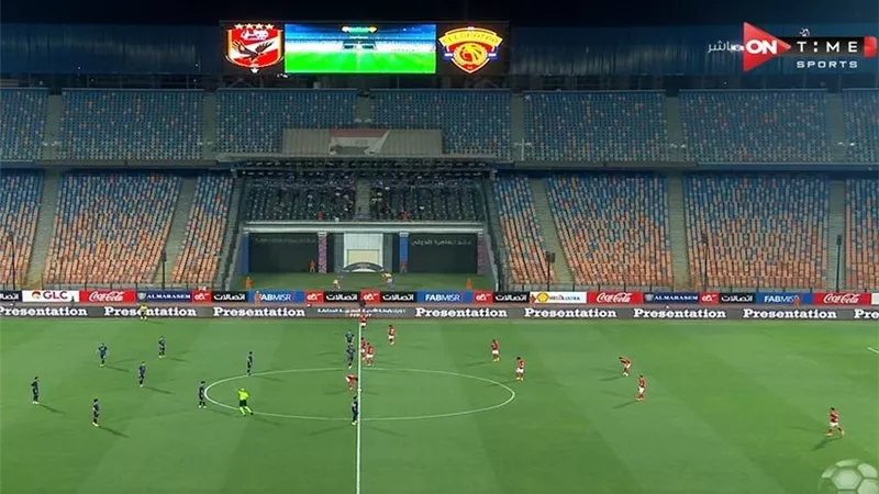 التعادل السلبى يحسم الشوط الاول بين الاهلى وسيراميكا بالدورى