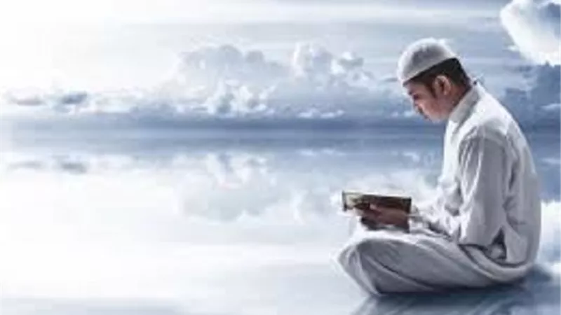 هل هناك فرق بين اجر سماع القرآن واجر قراءته