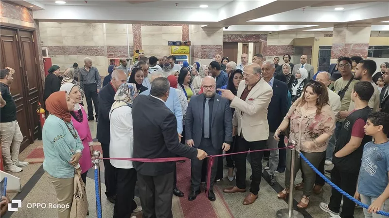 معرض ( نلتقى أمواج ) الثانى بالانفوشى