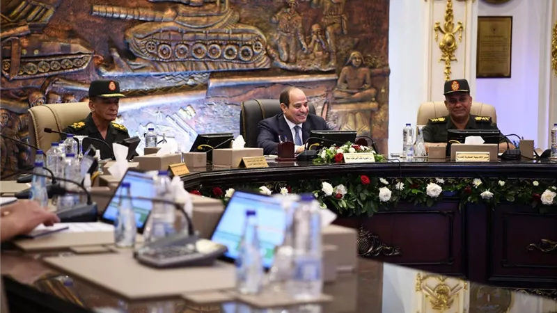 الرئيس السيسي: نحرص على اتباع أعلى المعايير لانتقاء أفضل الكوادر المؤهلة علميًا وفنيًا وشخصيًا