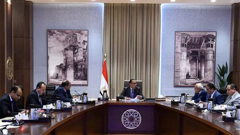رئيس الوزراء يتابع موقف مشروعات المنطقة الصناعية ببورسعيد