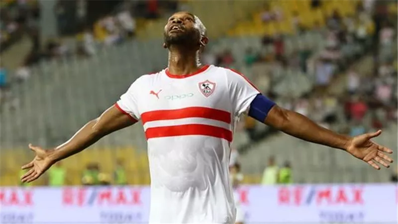 شيكابالا وروقا علي دكة بدلاء الزمالك أمام الطلائع