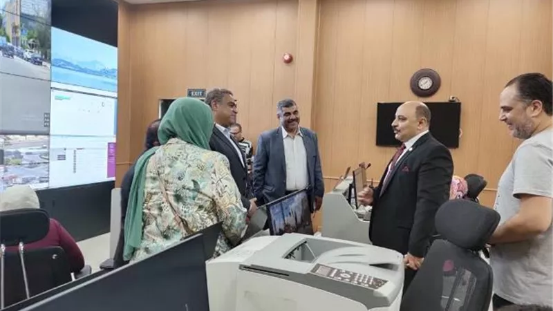 وفد وزارة الكهرباء يزور الشبكة الوطنية للطوارئ بالاسماعيلية